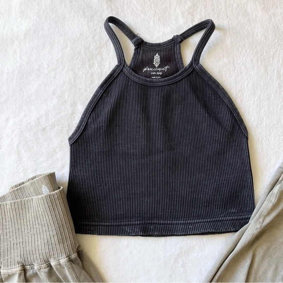 Free People Happiness Runs Crop Top and Good Karma Flare Pant Leggings - Picture 2 of 8